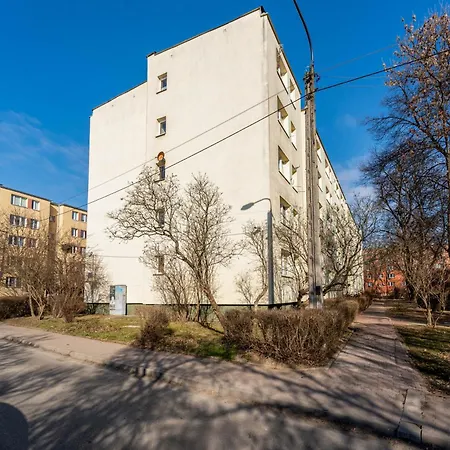 Osiedle Na Lotnisku Comfort Apartment *