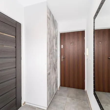Osiedle Na Lotnisku Comfort Apartmán