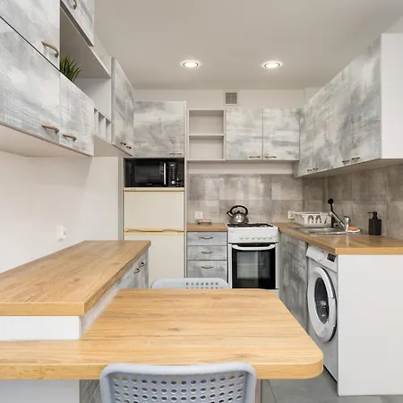 Apartmán Osiedle Na Lotnisku Comfort *